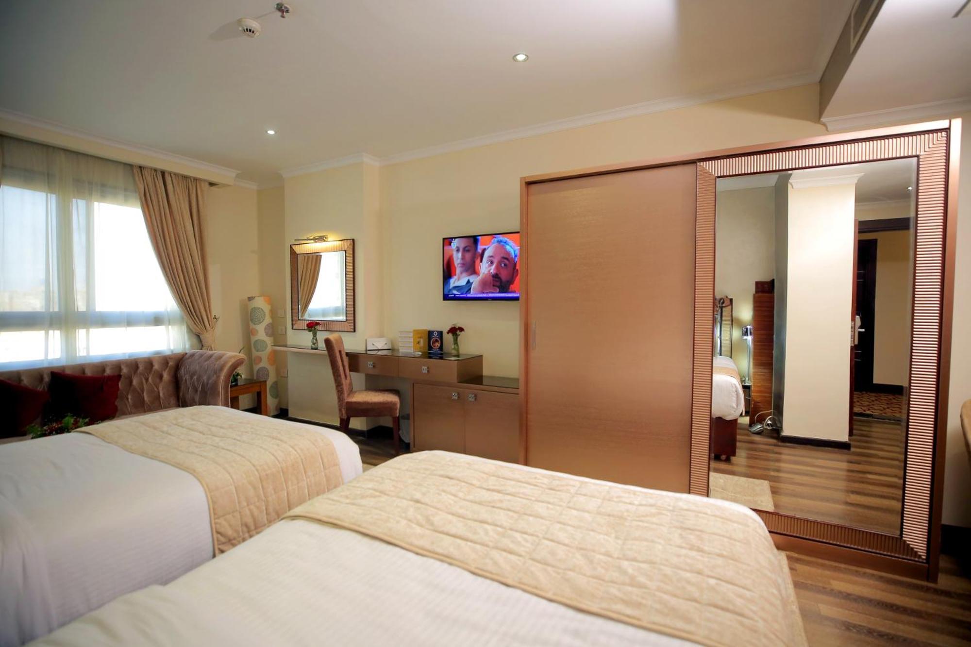 Cairo Taj Hotels & Suites - Dokki エクステリア 写真