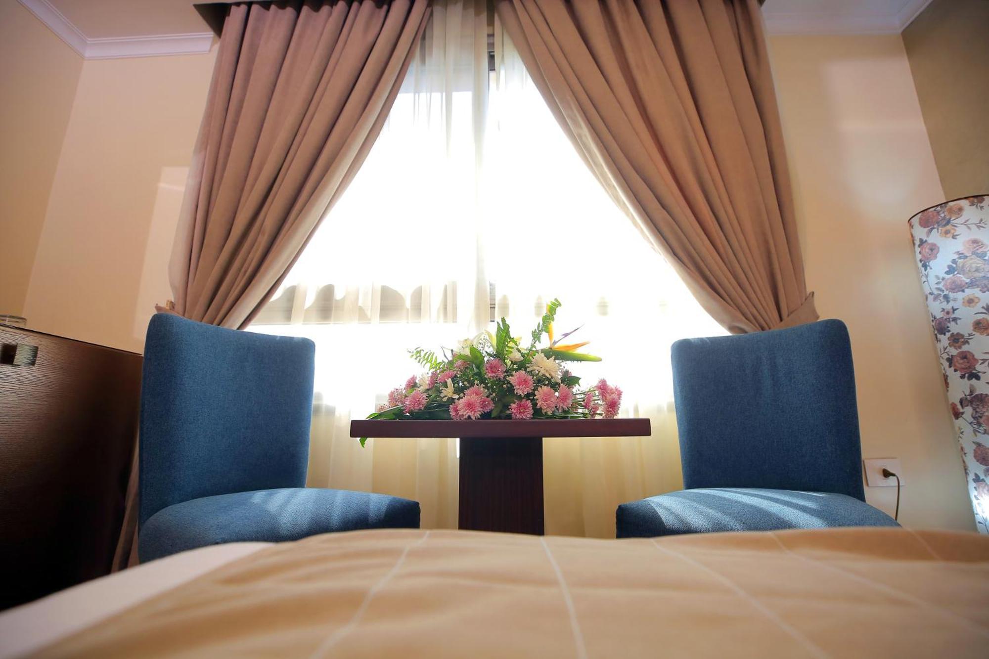 Cairo Taj Hotels & Suites - Dokki エクステリア 写真